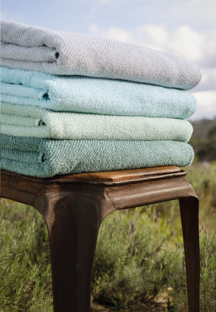 TWILL Luxury Blue Soft Egyptian Cotton Towels | 235 Ice