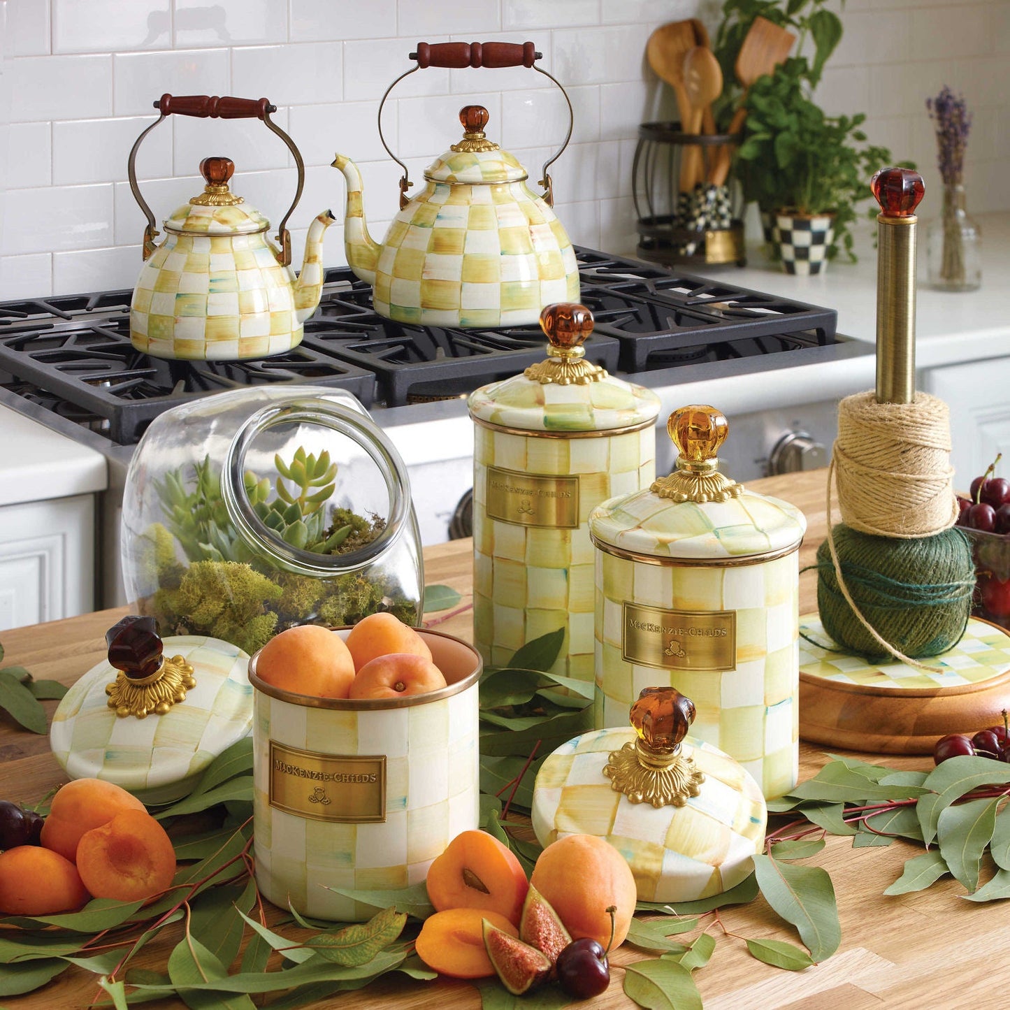 Parchment Check Wood Paper Towel Holder - |VESIMI Design| Luxury Bathrooms and Home Decor