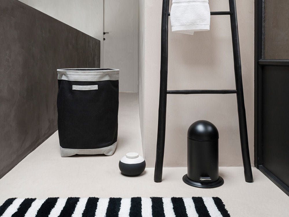 Bathroom Waste Bin Black - |VESIMI Design| Luxury and Rustic bathrooms online