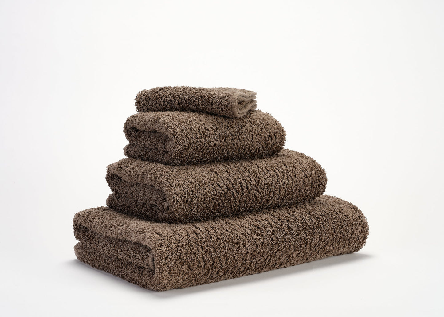 Chic Super Pile Bath Towels by Abyss & Habidecor | 771 Funghi - |VESIMI Design| Luxury and Rustic bathrooms online