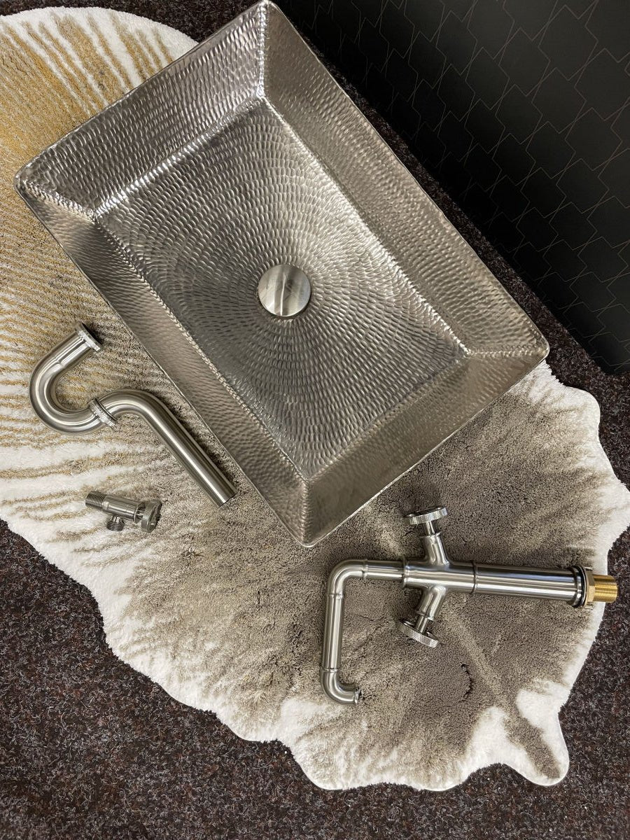 Chrome Pop-up drain for basins - |VESIMI Design| Luxury and Rustic bathrooms online
