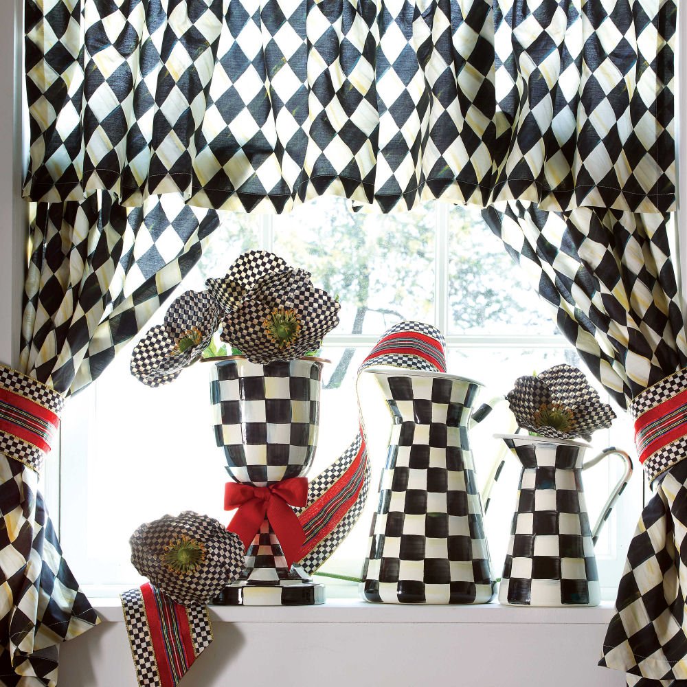 Courtly Check Enamel Practical Pitcher - Medium - |VESIMI Design|