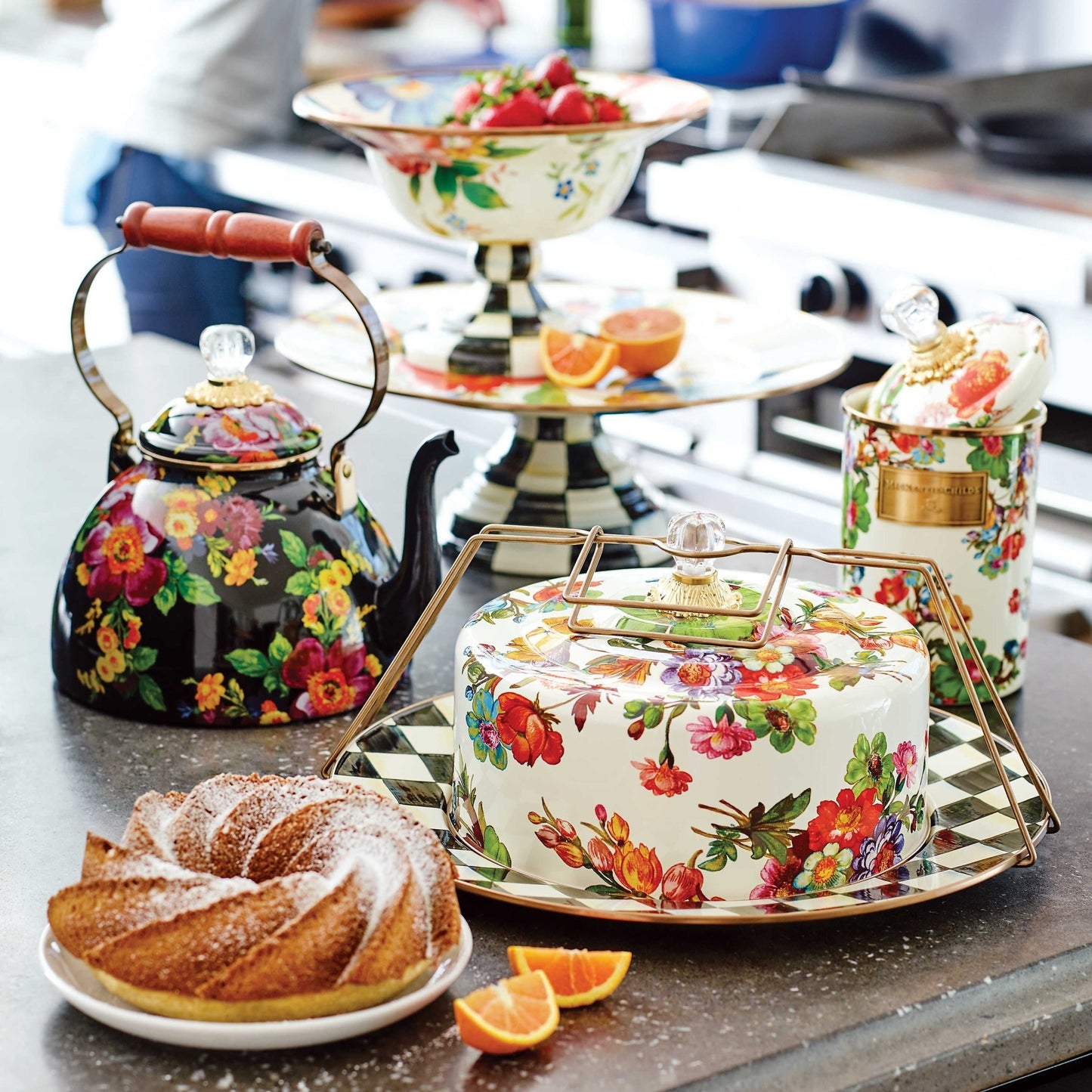 Flower Market Black Enamel Tea Kettle by Mackenzie Childs 2.84L - |VESIMI Design| Luxury and Rustic bathrooms online