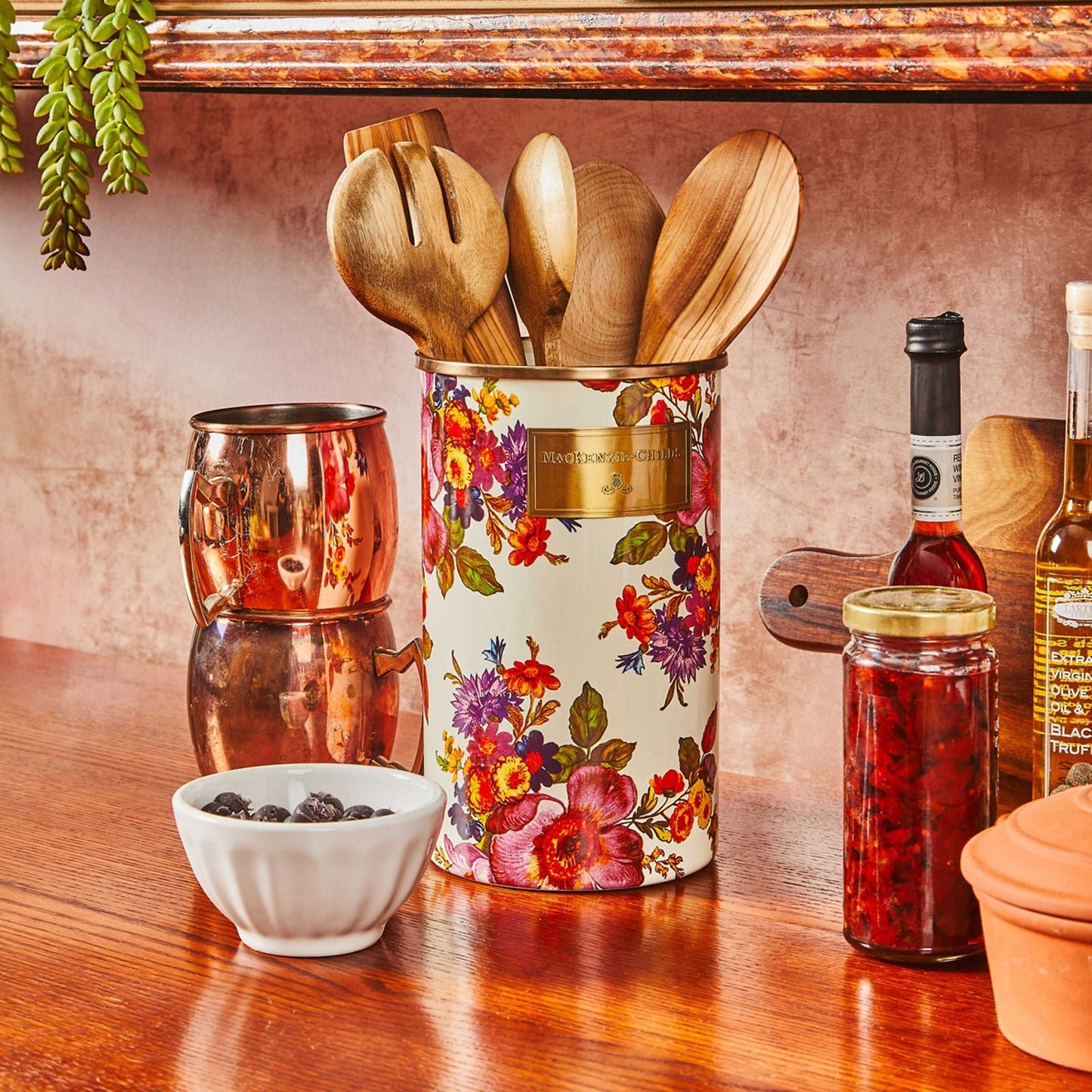 Flower Market White Enamel Utensil Holder by Mackenzie-Childs - |VESIMI Design| Luxury and Rustic bathrooms online