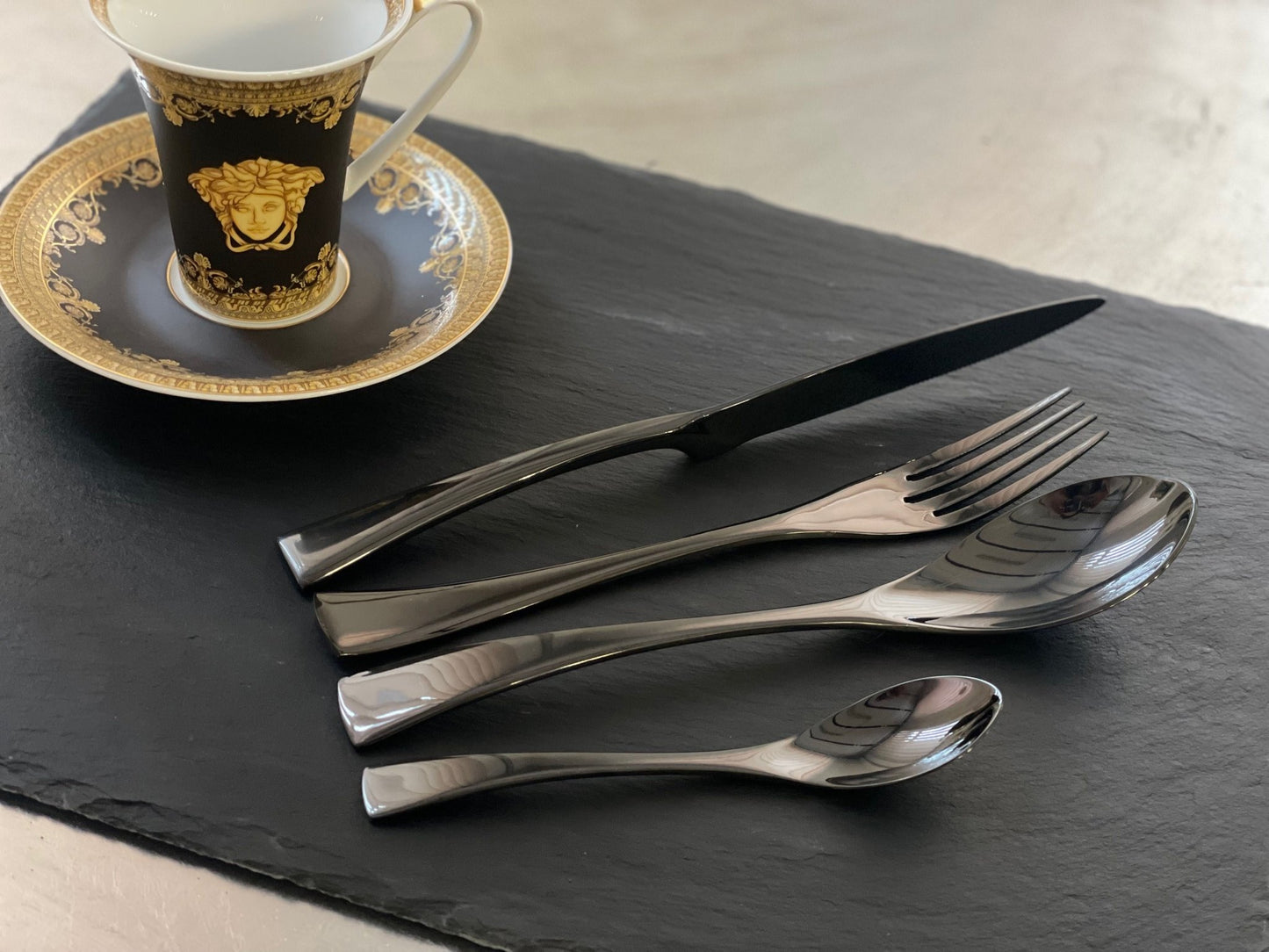 Luxury design BLACK Cutlery - 4 sets - |VESIMI Design| Luxury and Rustic bathrooms online