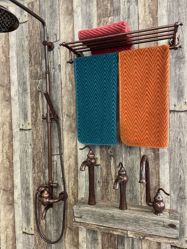 Montana Chevron Design Egyptian cotton towel | 519 Sedona - |VESIMI Design| Luxury and Rustic bathrooms online