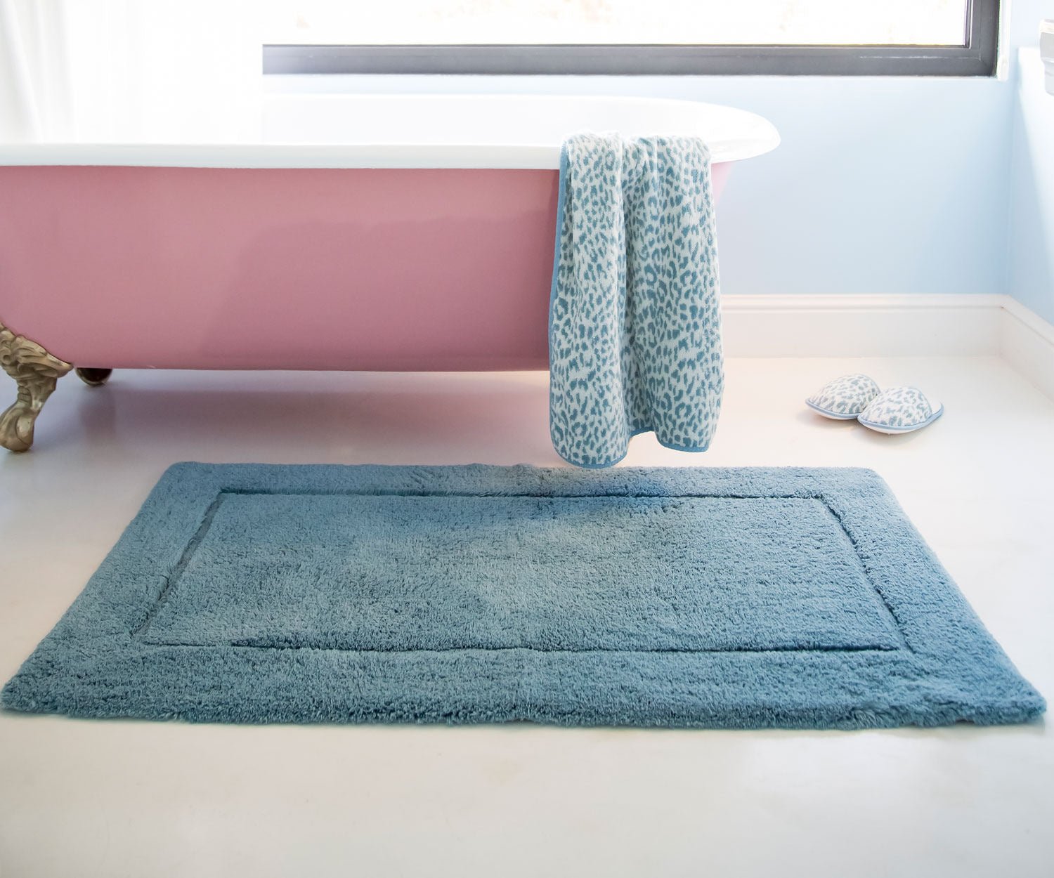 MUST Simple Egyptian Cotton Bath Mat / Rug in 60 colors –, VESIMI Design
