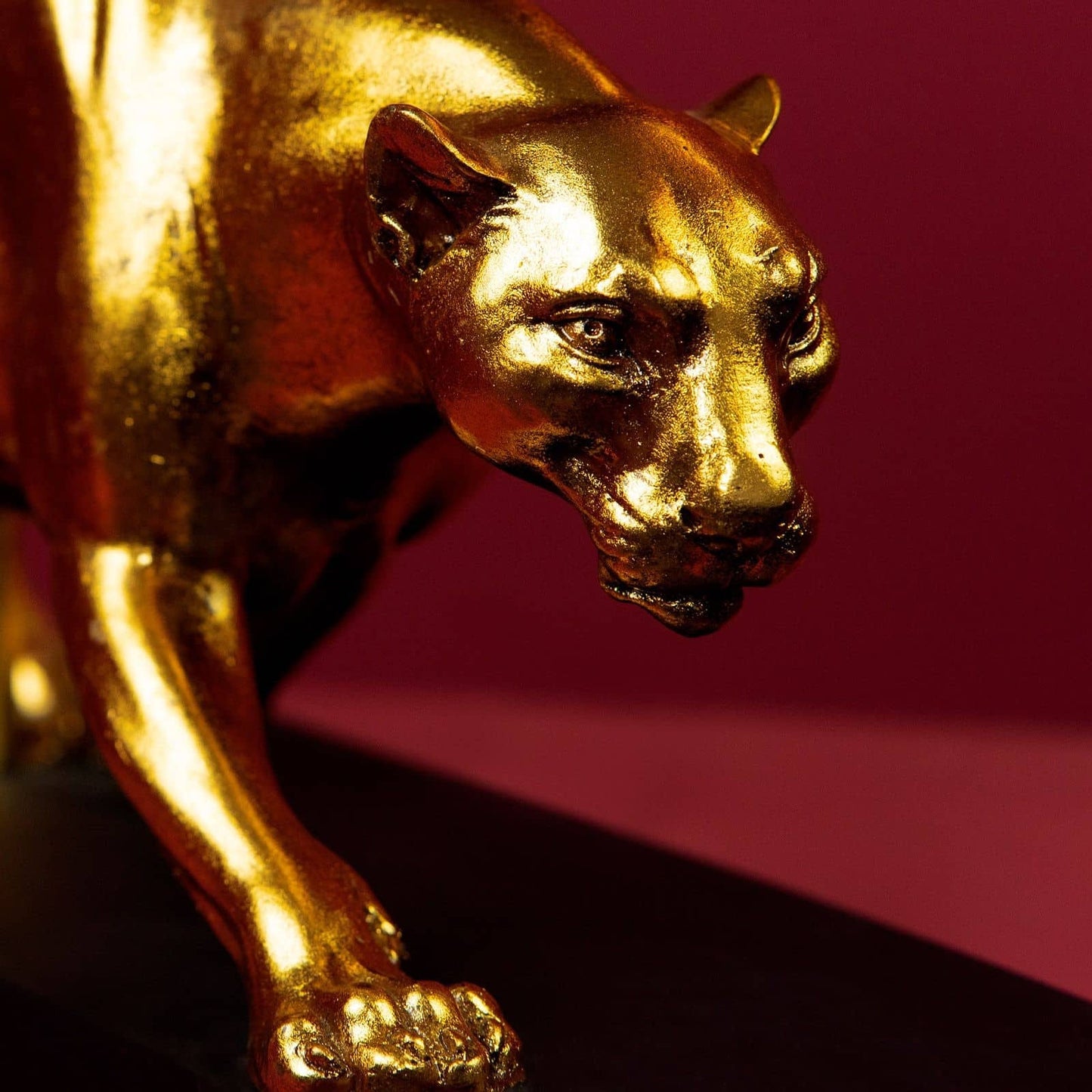 Baghiro Panther Design Table Lamp in Black and Gold - |VESIMI Design| Luxury Bathrooms and Home Decor