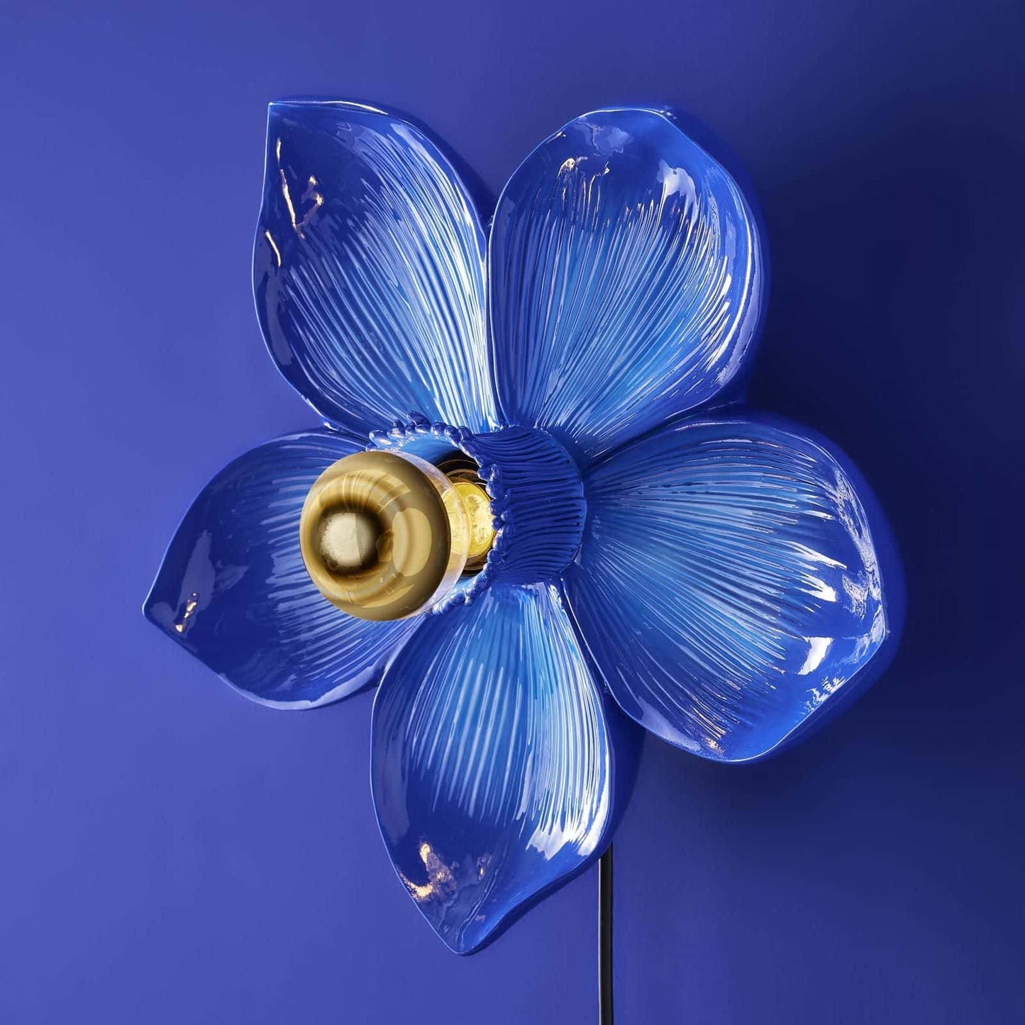 Blauwe Bloesem Bloemen Wandlamp door Werns