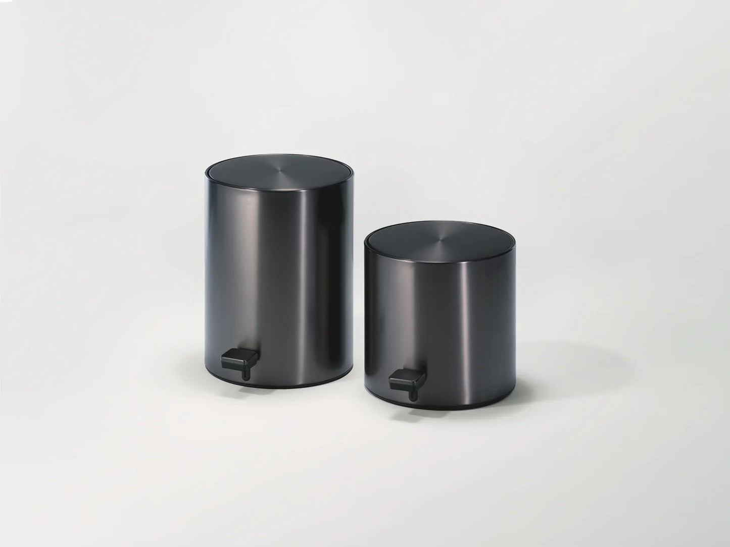 German Design Award Soft Close Pedal Bin GUN METAL 6L