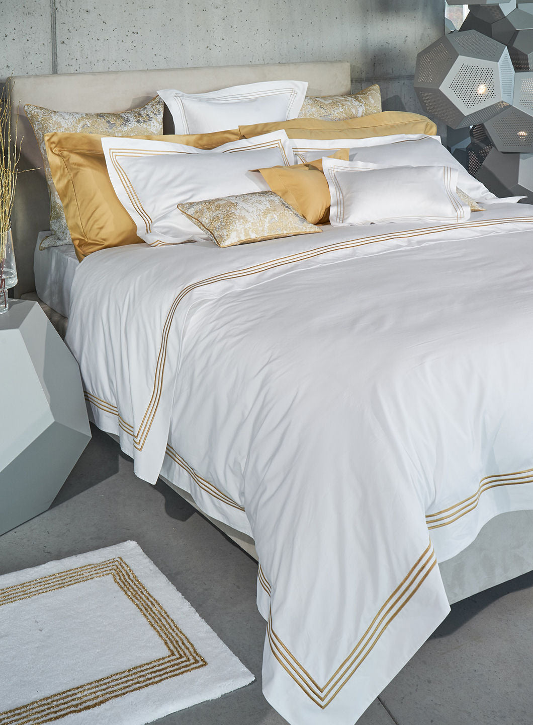 AÍDA Luxury Satin Bed Linen from 100% Egyptian Cotton