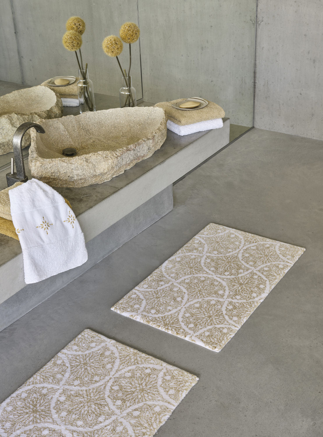 Alambra Egyptian Cotton Bathroom Rug by Abyss & Habidecor