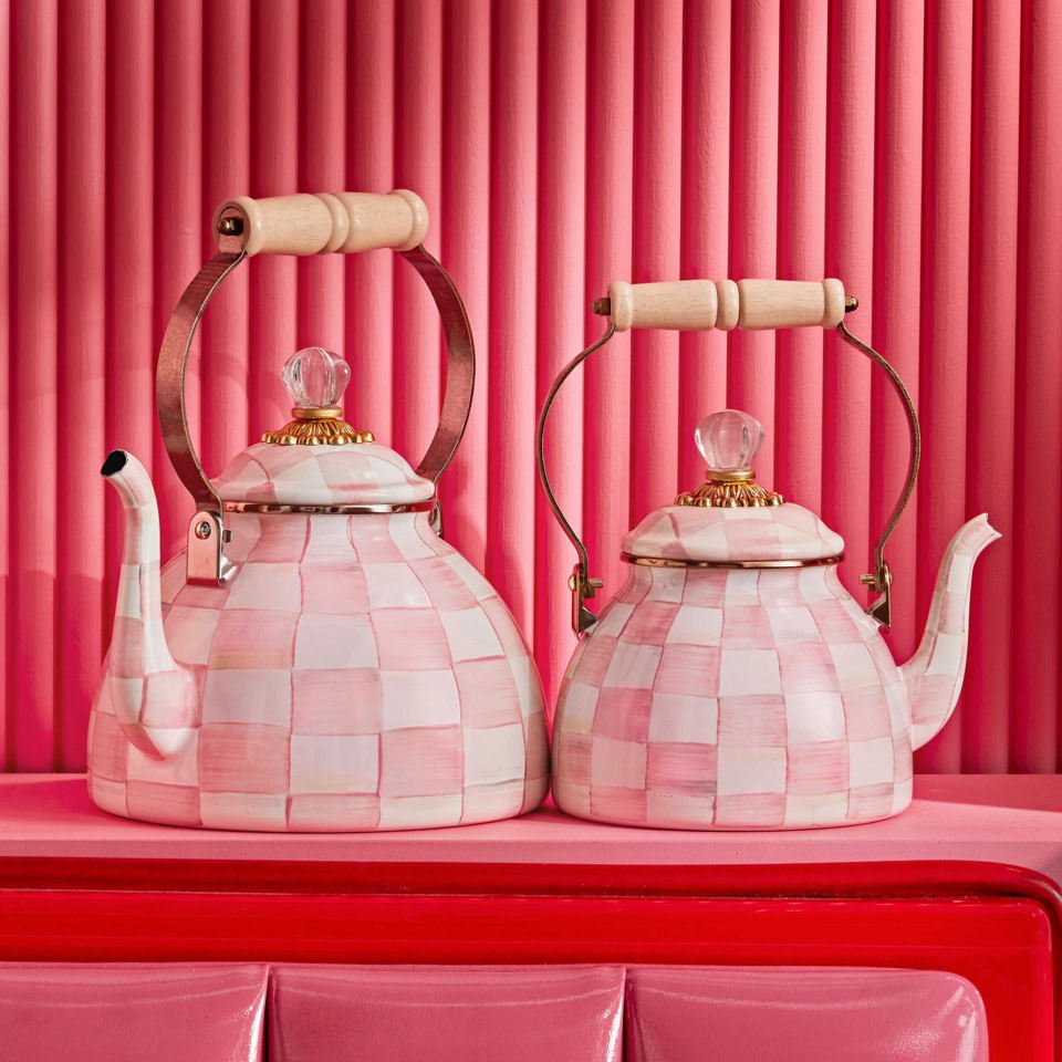 New Rosy Check Enamel Tea Kettle 2.84L - |VESIMI Design| Luxury Bathrooms and Home Decor