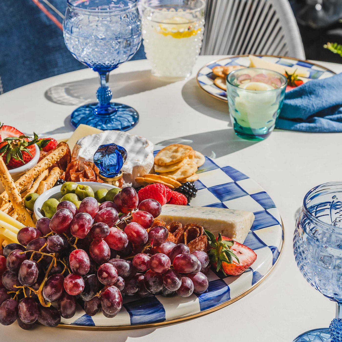 Royal Check Blue Enamel Dinner Plate –, VESIMI Design