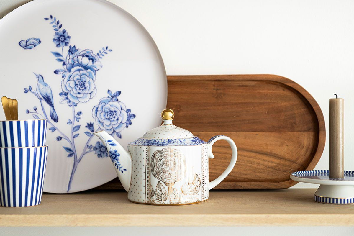 Porcelain Teapot Small Royal White  | Pip Studio