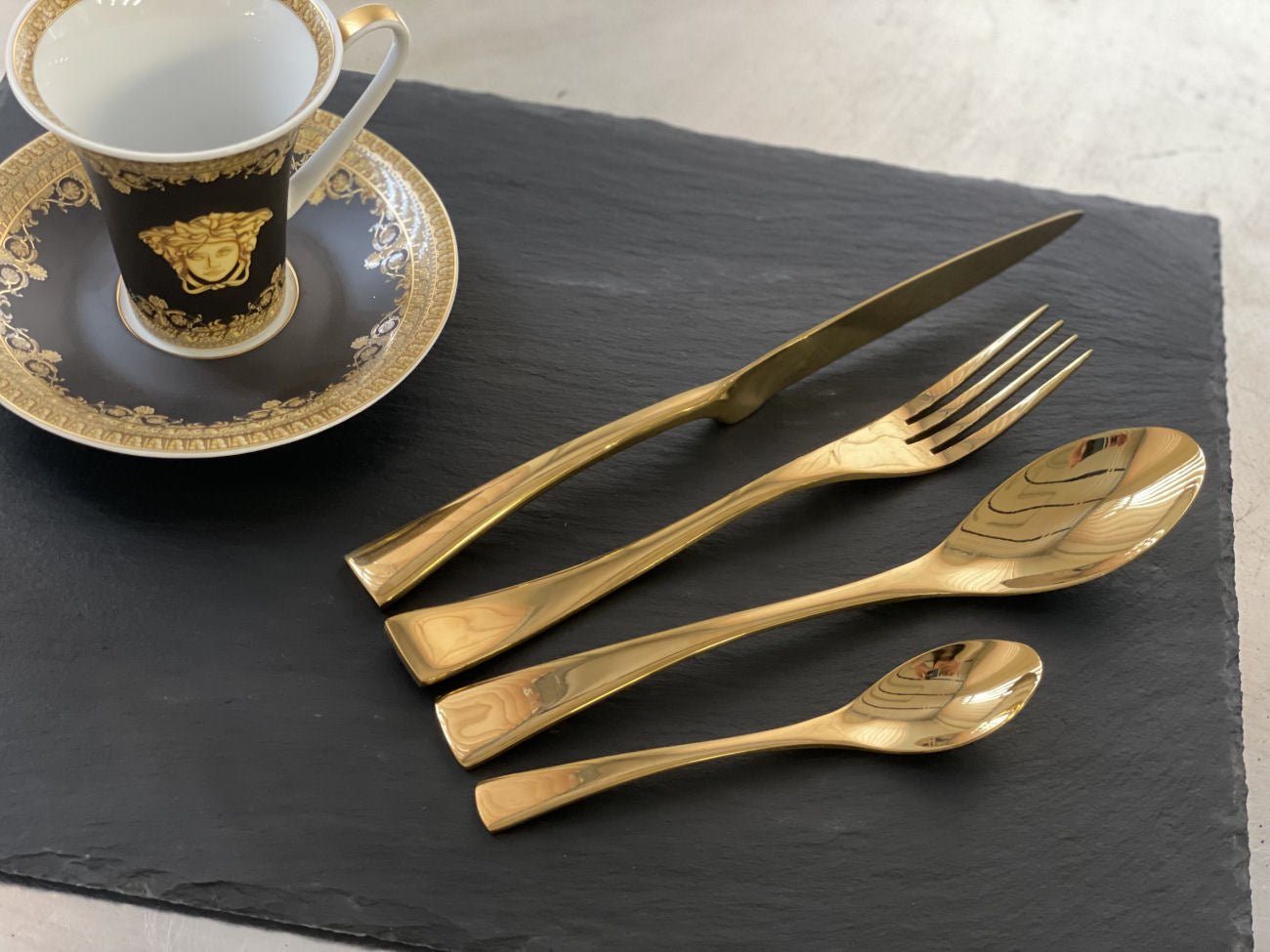 4 Sets of Luxury Gold Stainless Steel Design Cutlery - |VESIMI Design| Luxury and Rustic bathrooms online