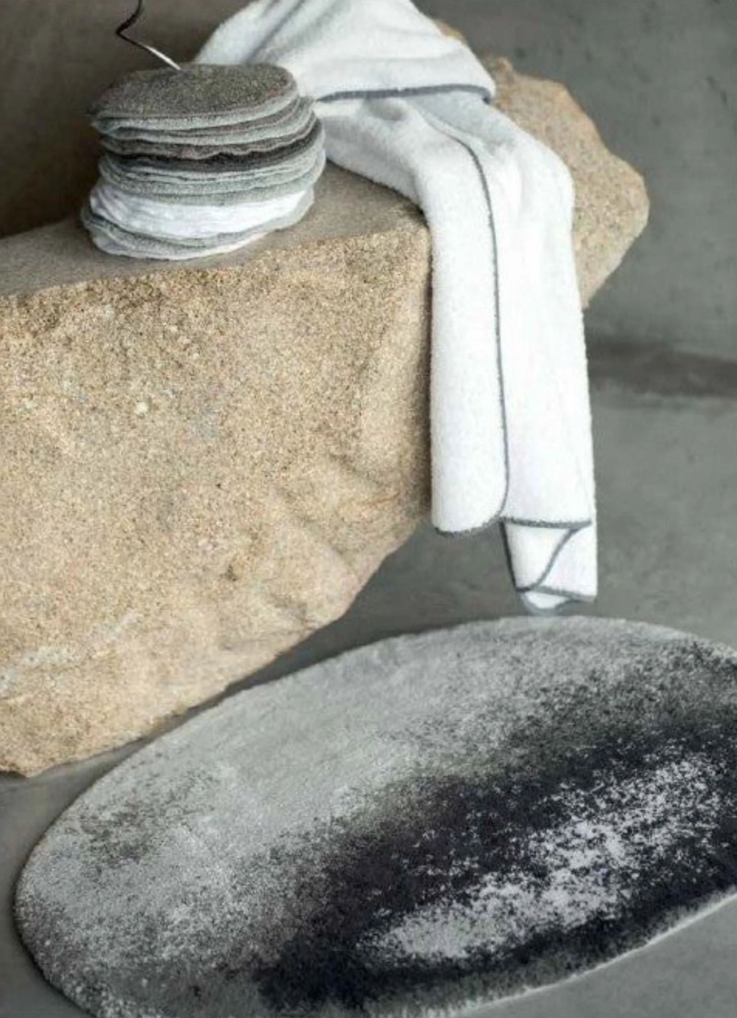 Abyss Habidecor Egyptian Cotton Stone Design Rug - 993 Metal - |VESIMI Design| Luxury and Rustic bathrooms online