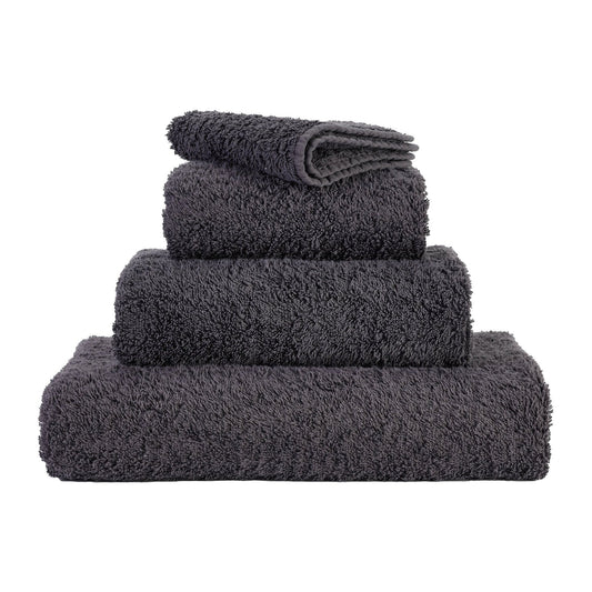 Chic Bath Towels by Abyss & Habidecor | 993 Metal - |VESIMI Design| Luxury and Rustic bathrooms online