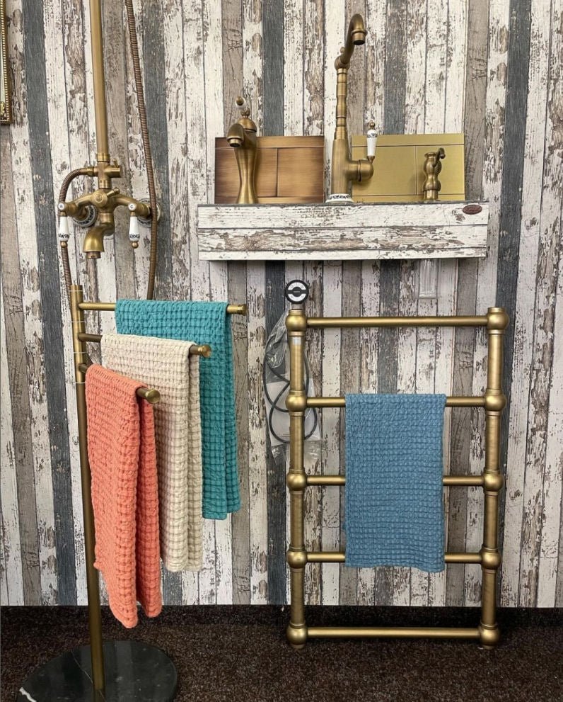 Design Bathroom Towel Radiator RETRO Antique Brass - |VESIMI Design| Luxury and Rustic bathrooms online