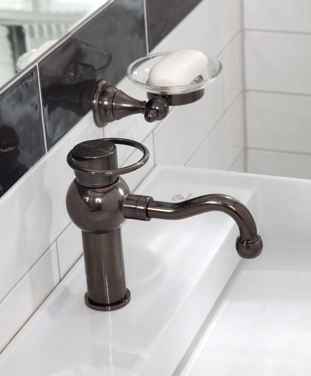 Design Soap Holder Oil Rubbed Bronze - |VESIMI Design| Luxury and Rustic bathrooms online