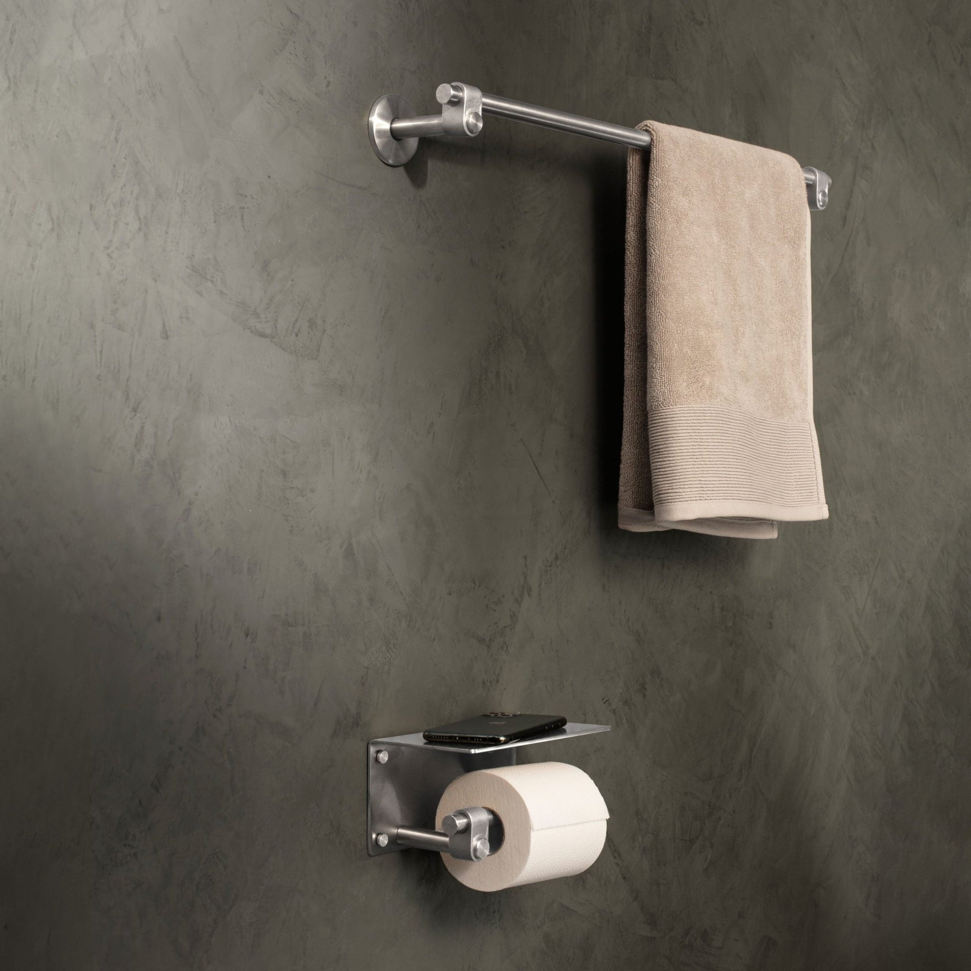 Industrial Toilet Paper Holder STEEL - |VESIMI Design| Luxury and Rustic bathrooms online