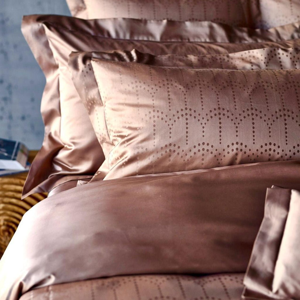 Luxury 100% Egyptian Cotton Bed Linen EVORA – |VESIMI Design