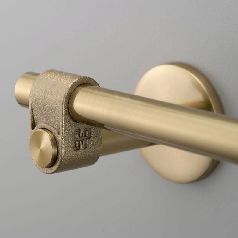 Luxury Industrial Paper Toilet Paper Holder / BRASS - |VESIMI Design| Luxury and Rustic bathrooms online