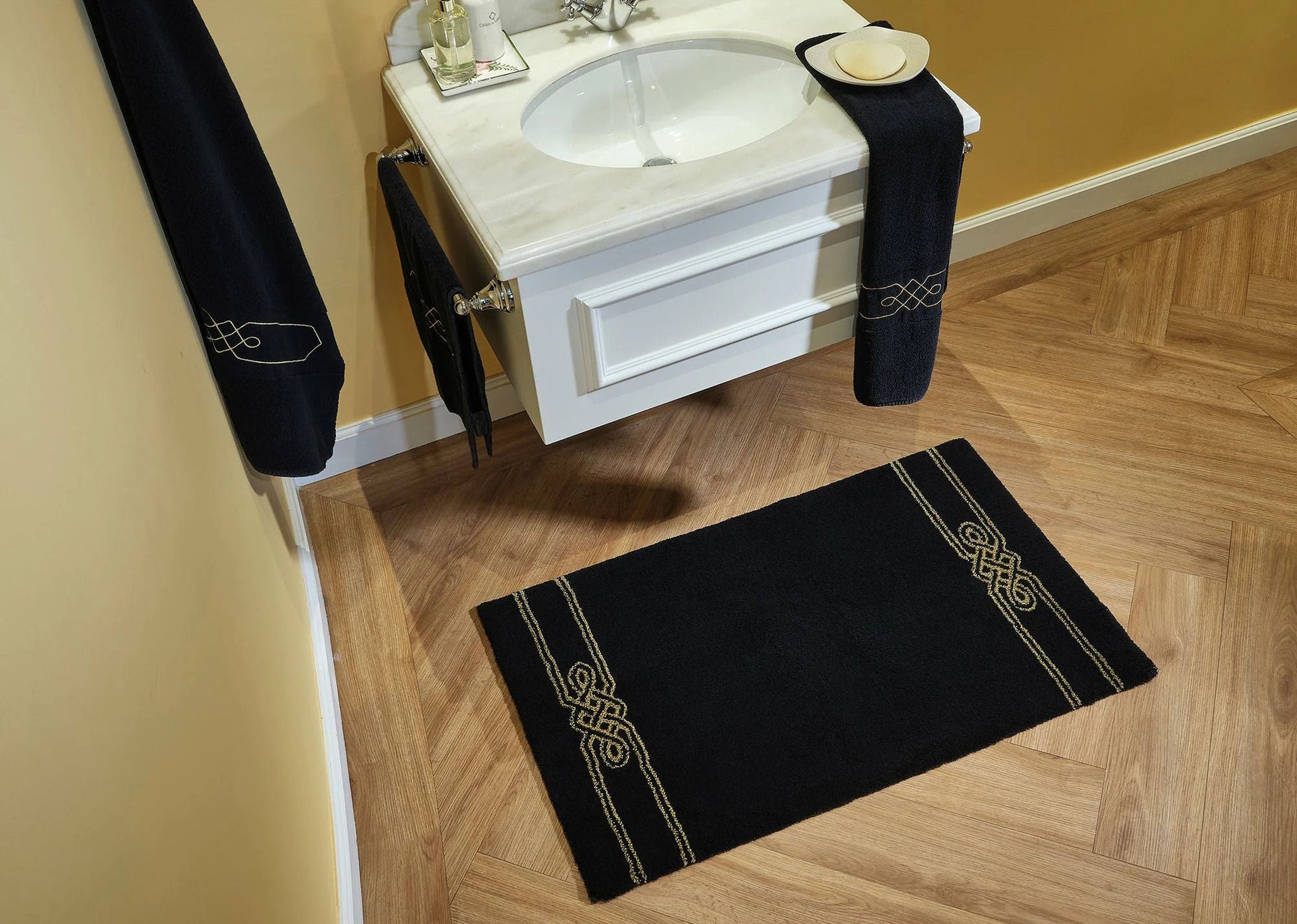 Luxury White and Silver SPENCER bath rug - |VESIMI Design|