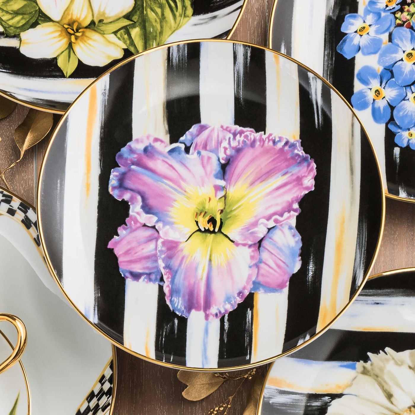 Mackenzie-Childs Thistle & Bee Salad Plate - Iris - |VESIMI Design|