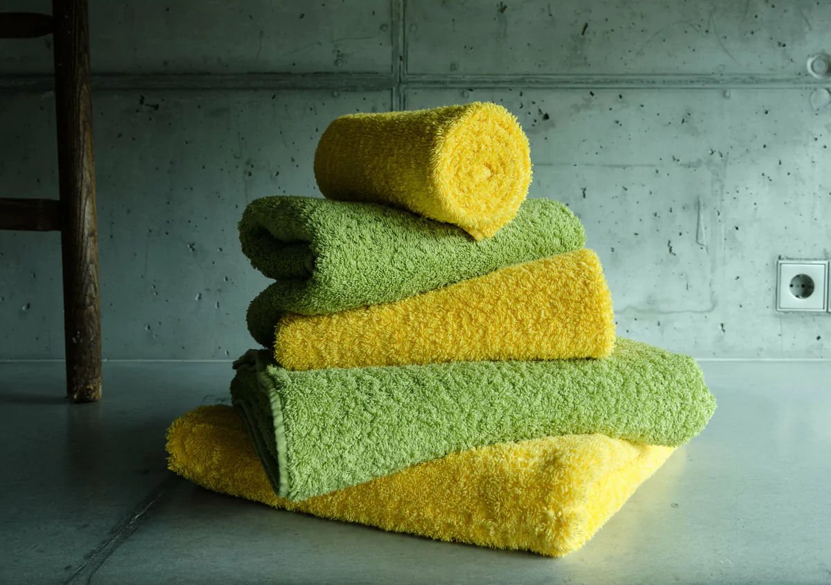 Super Pile Egyptian Cotton Towel | 165 Apple Green - |VESIMI Design| Luxury and Rustic bathrooms online