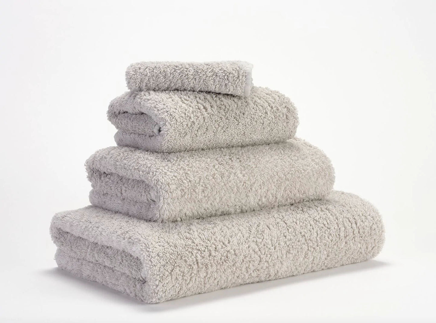 Super Pile Grey Bath Towels by Abyss & Habidecor | 950 Cloud - |VESIMI Design| Luxury and Rustic bathrooms online